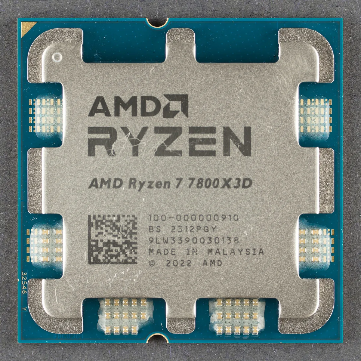 AMD Ryzen 7 7800X3D product photo